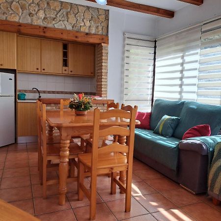 Apartamentos El Portillo อาร์โรโยฟรีโอ ภายนอก รูปภาพ