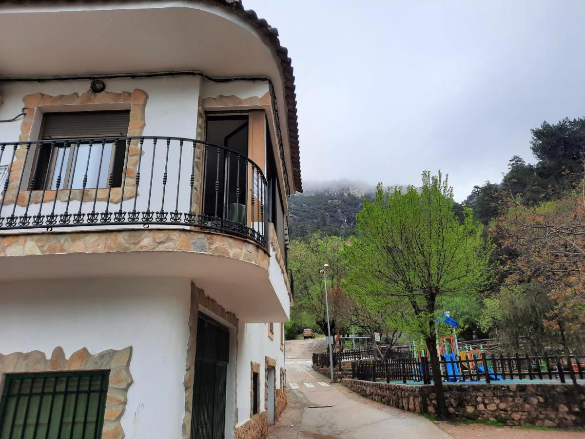 Apartamentos El Portillo อาร์โรโยฟรีโอ ภายนอก รูปภาพ