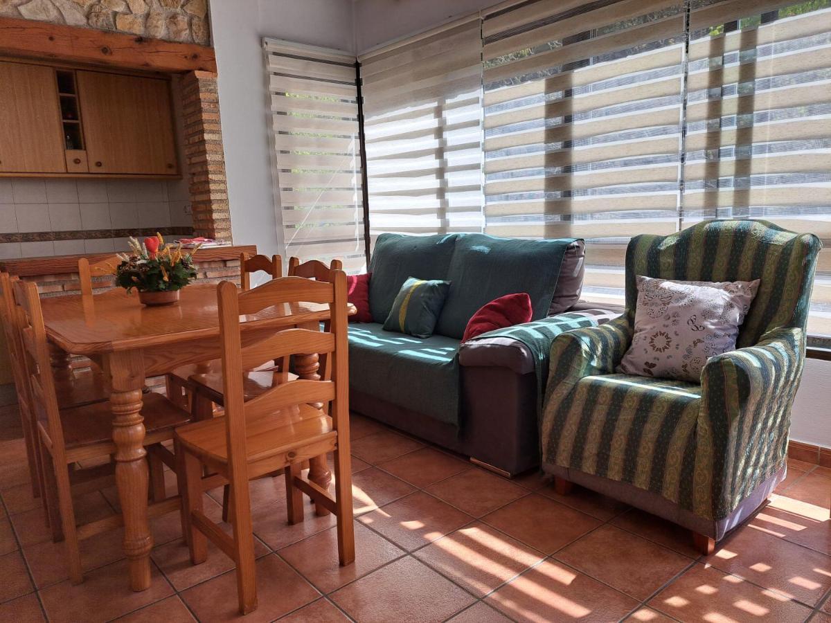Apartamentos El Portillo อาร์โรโยฟรีโอ ภายนอก รูปภาพ